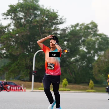 Runner Photo 6186878