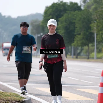 Runner Photo 6186999