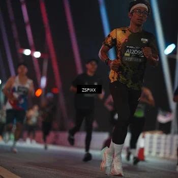 Runner Photo 6187043