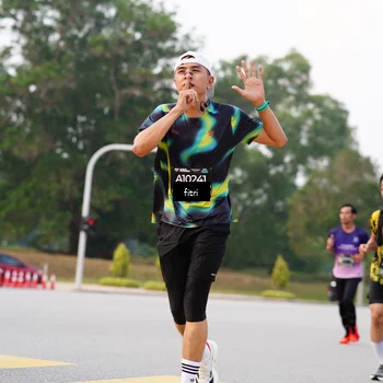 Runner Photo 6187056