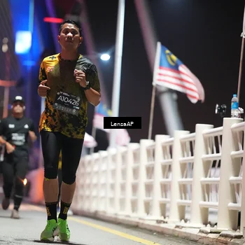 Runner Photo 6187075