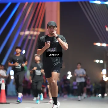 Runner Photo 6187079