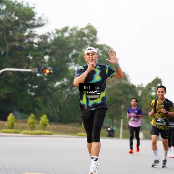 Runner Photo 6187097