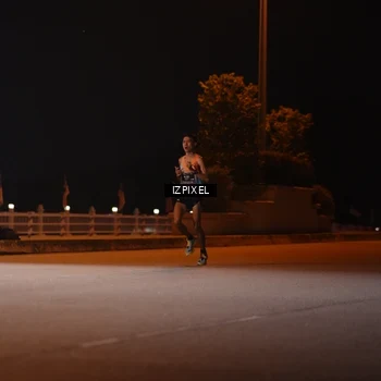Runner Photo 6187130