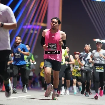 Runner Photo 6187141