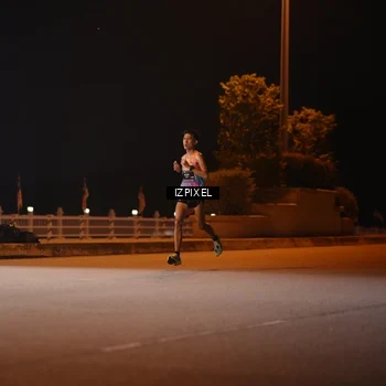Runner Photo 6187146