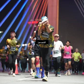 Runner Photo 6187252