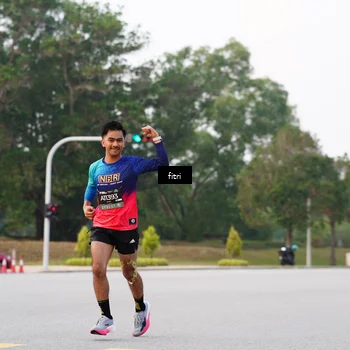 Runner Photo 6187273