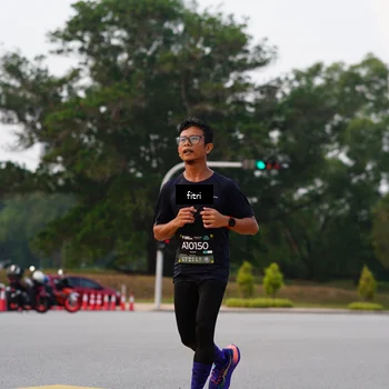 Runner Photo 6187359