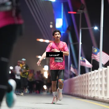 Runner Photo 6187374