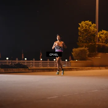 Runner Photo 6187389
