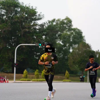 Runner Photo 6187402