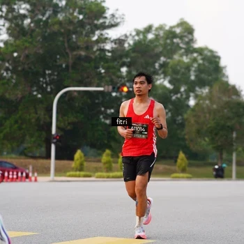 Runner Photo 6187418