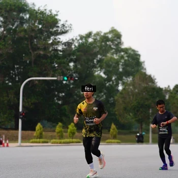 Runner Photo 6187419