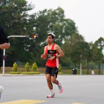 Runner Photo 6187431