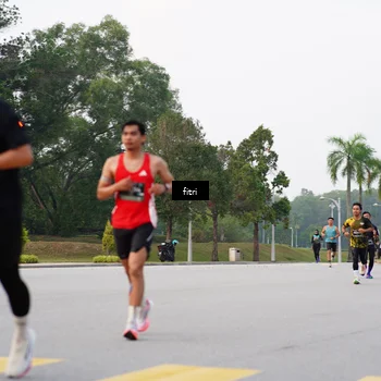 Runner Photo 6187464