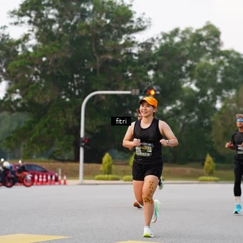 Runner Photo 6187506