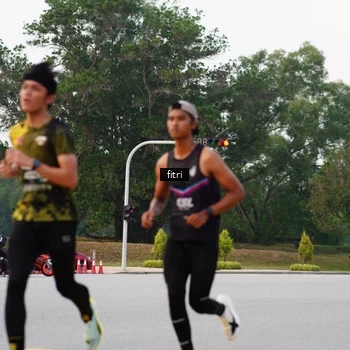 Runner Photo 6187508