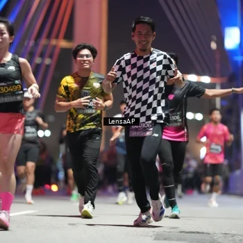 Runner Photo 6187516
