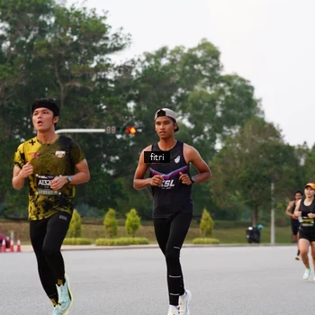 Runner Photo 6187521