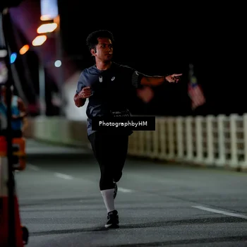 Runner Photo 6187550