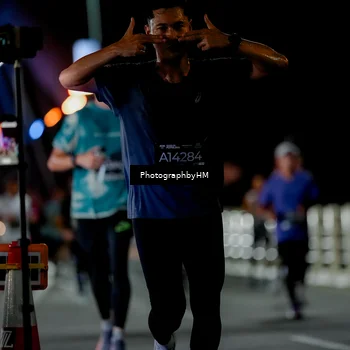 Runner Photo 6187717