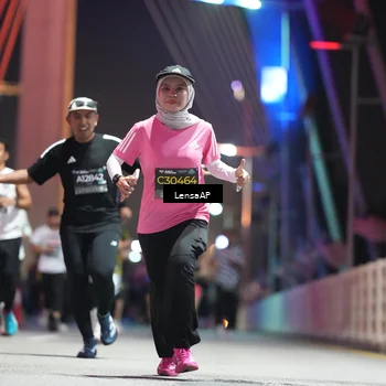 Runner Photo 6187785