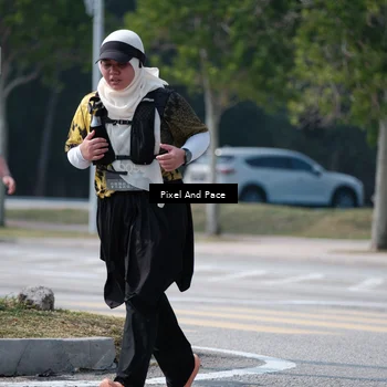 Runner Photo 6187868