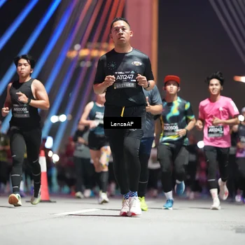 Runner Photo 6187877
