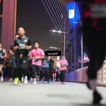 Runner Photo 6187910