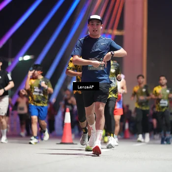 Runner Photo 6187944