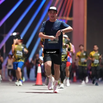 Runner Photo 6187949