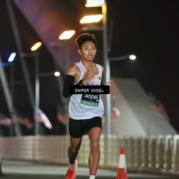 Runner Photo 6188043