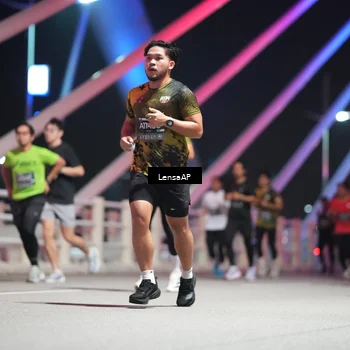 Runner Photo 6188085