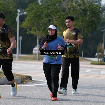 Runner Photo 6188106