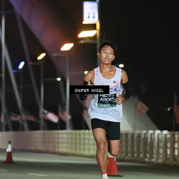 Runner Photo 6188110