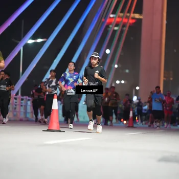 Runner Photo 6188114