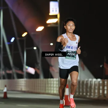 Runner Photo 6188127