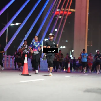 Runner Photo 6188160