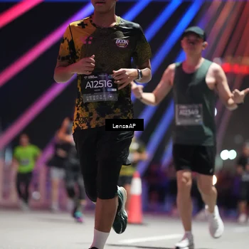 Runner Photo 6188161