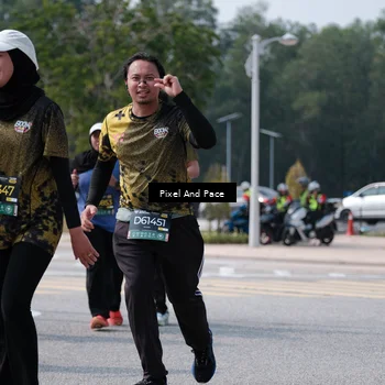 Runner Photo 6188300