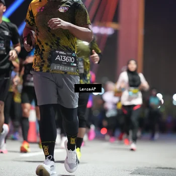 Runner Photo 6188311
