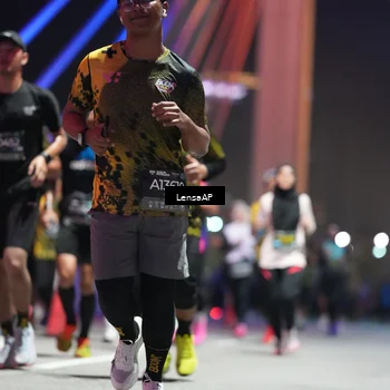 Runner Photo 6188313