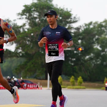 Runner Photo 6188348