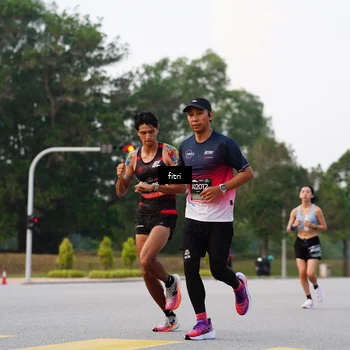 Runner Photo 6188349