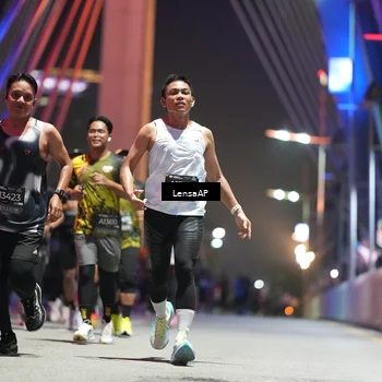 Runner Photo 6188352