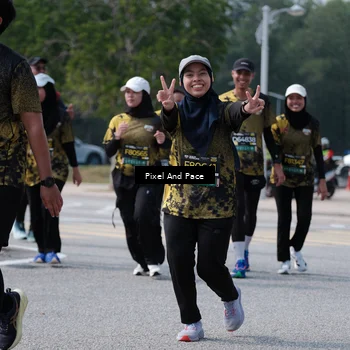 Runner Photo 6188405