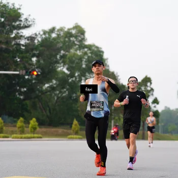 Runner Photo 6188430