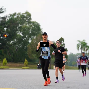 Runner Photo 6188467
