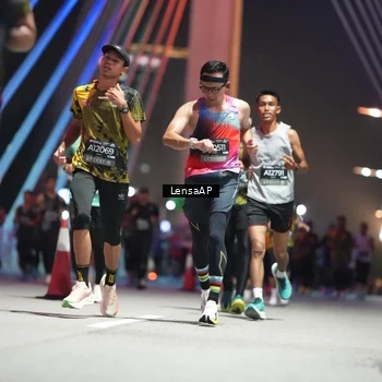 Runner Photo 6188522